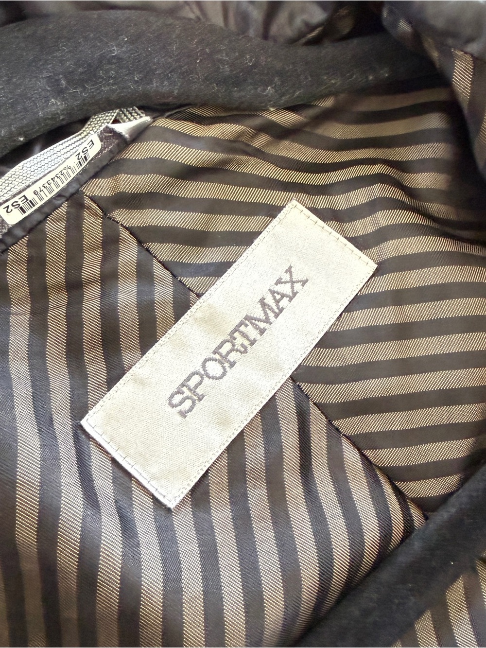 Sportmax Gray Hooded Virgin Wool Coat with Fur Trim - Picture 3 of 5